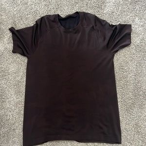 Mens lululemon t shirt